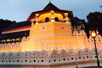 Kandy Tooth Relic Temple | asangatours.com